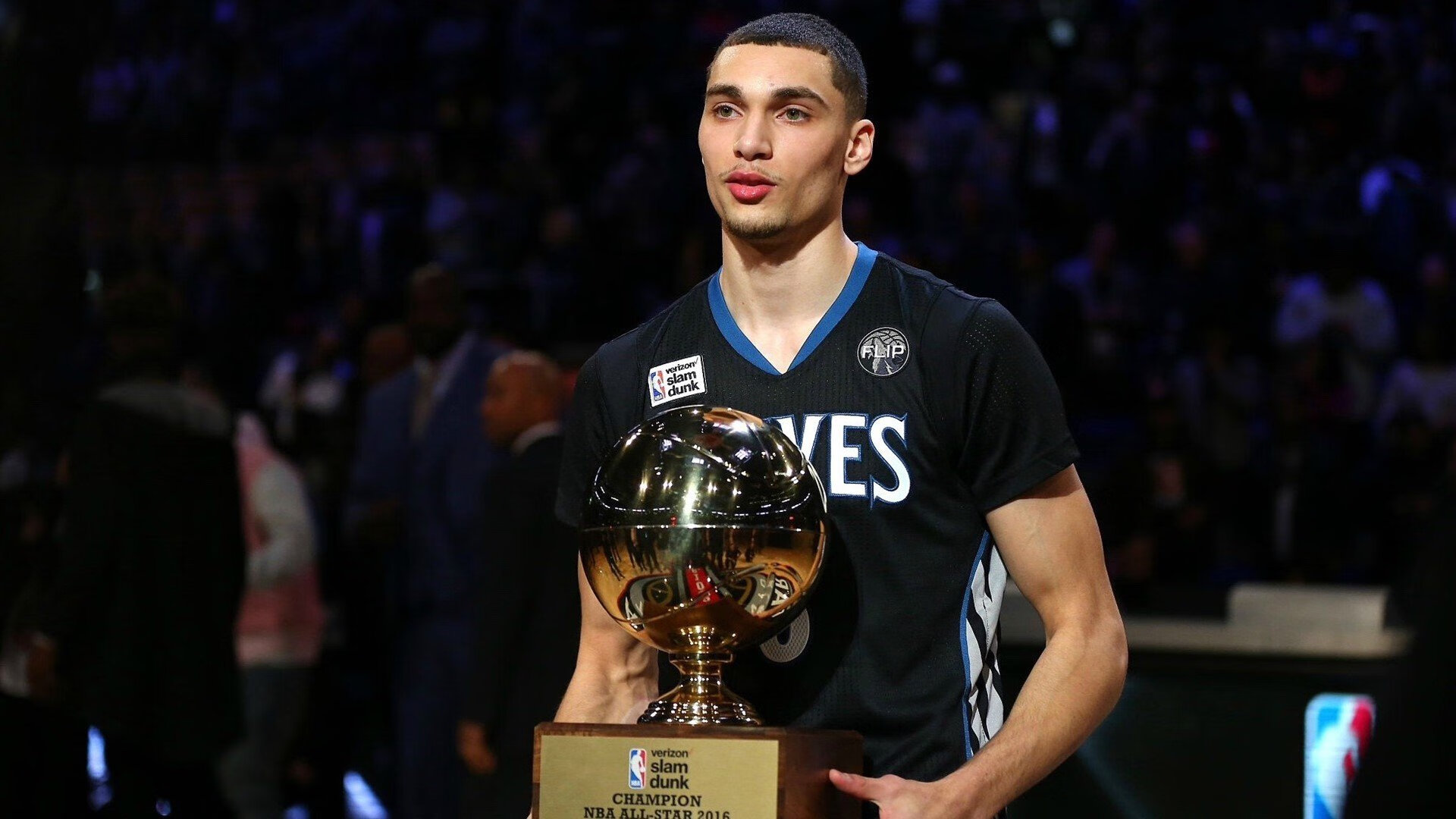 皮特·库策200米仰泳赛场风采尽显，皮特库伦