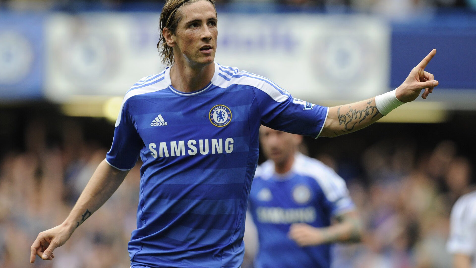 英超反击战：快攻速如闪电，英超打防反的球队